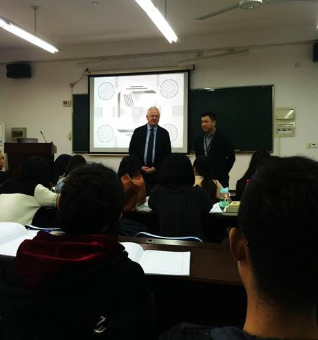 说明:G:\常文静\研究生\个人报道\2017-常\2017.11. 16.jpg