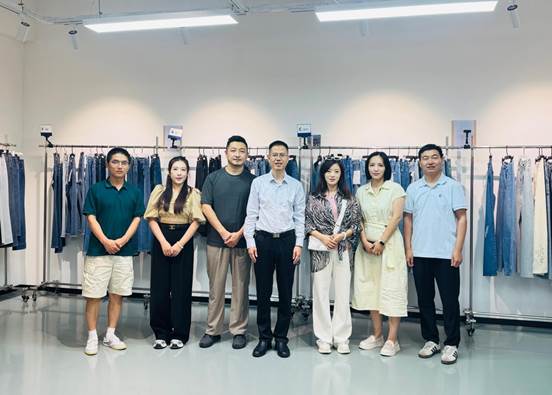 05c37e8b95f25246f7ee6d7f3d7e817b